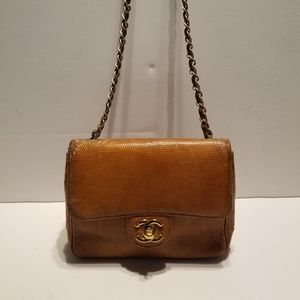 CHANEL Vintage Leather Bag